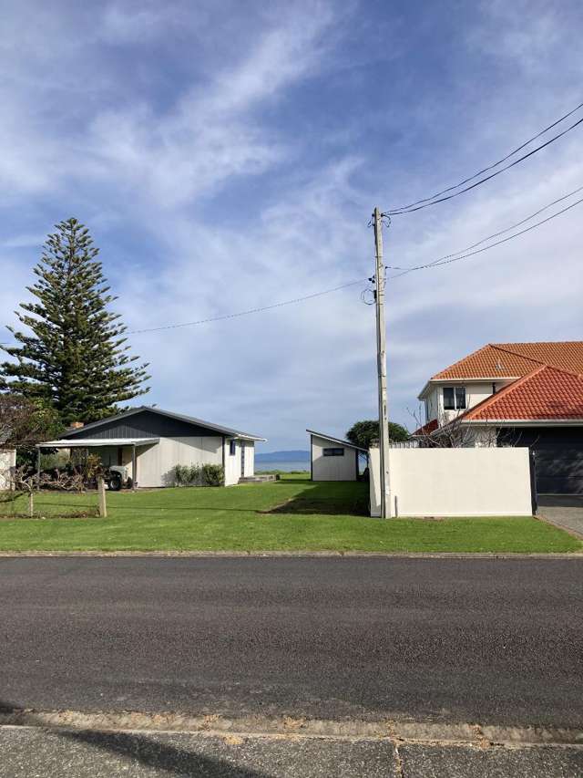 22 Seaview Avenue Te Puru_2