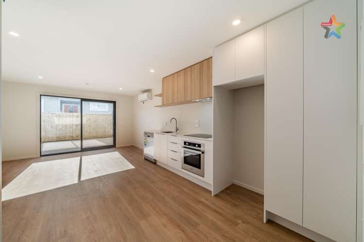 1243 High Street Taita_14