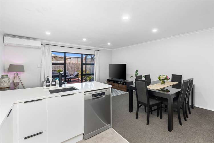 11/17 Harbour View Road Te Atatu Peninsula_6