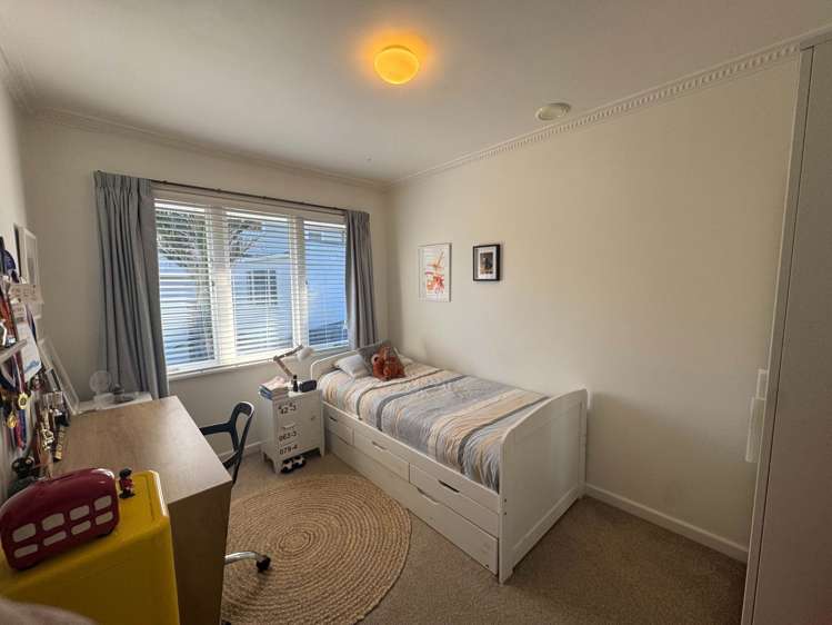 25 Arama Avenue Titirangi_9