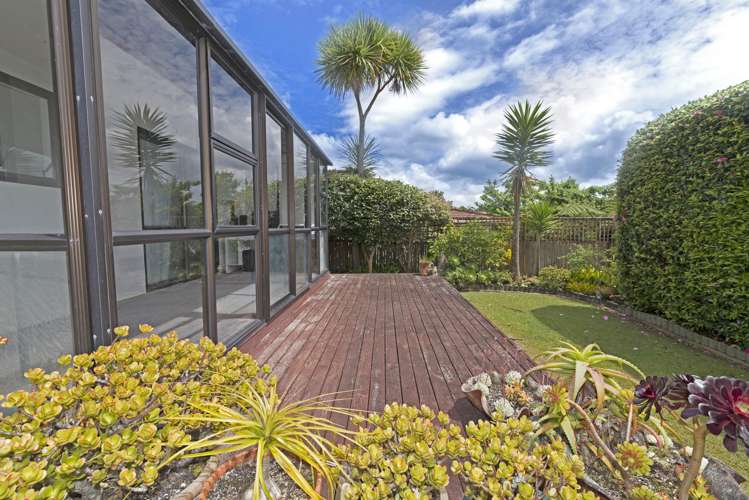 2 Rhinevale Close Henderson_18