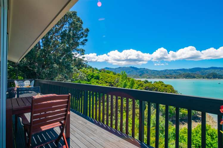 1695 Wyuna Bay Road_5