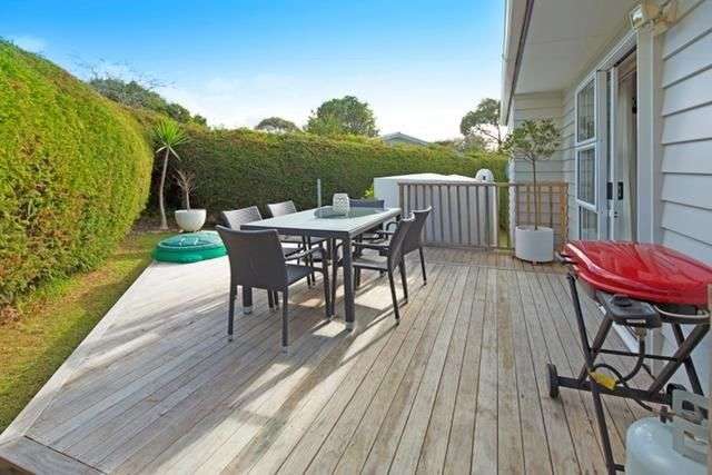 20 Dobell Road Stanmore Bay_1