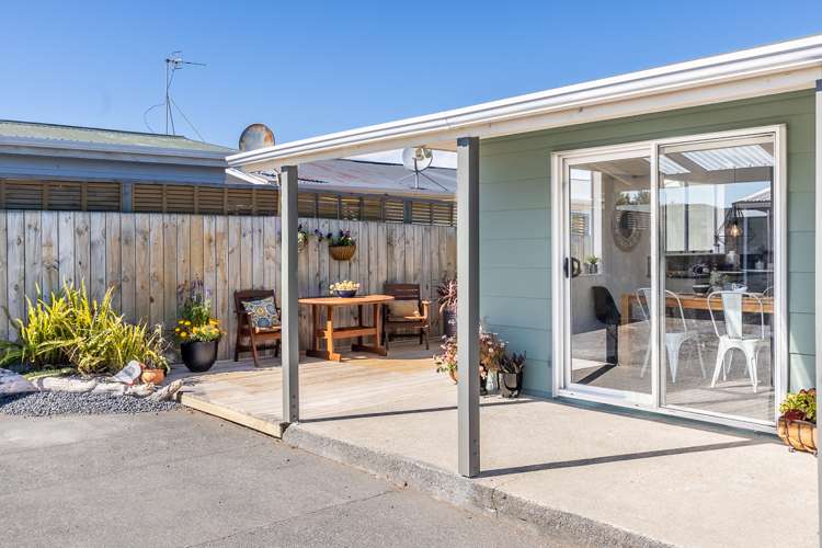 2 Robert Mckeen Street Otaki Beach_18