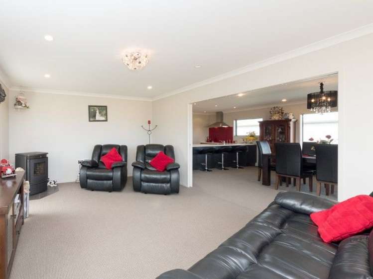 17 Ponderosa Place Opunake_15