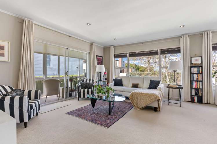 4/36 Clonbern Road_0