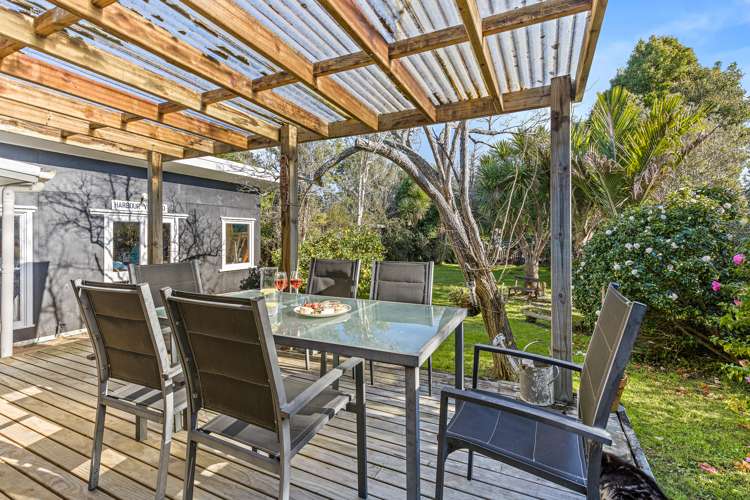 25 Harbour View Road Point Wells_11