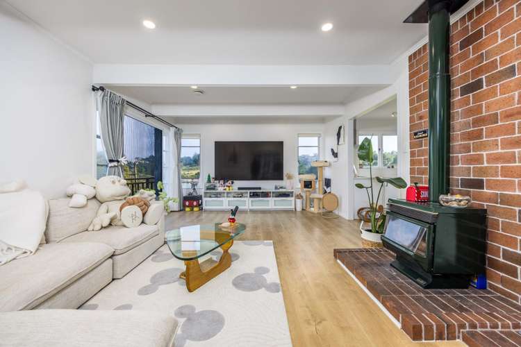 7 Chamberlain Road Massey_4