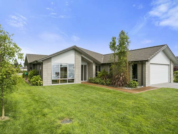 42 West Thompson Street Leamington_24