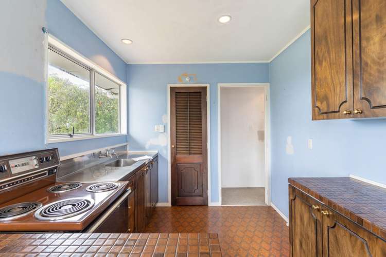 9 Sikkim Crescent Clover Park_13