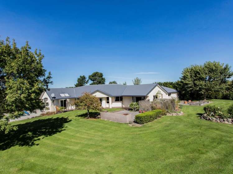 137 Smiths Road Leithfield_23