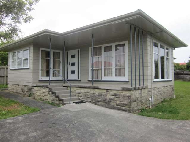 Blockhouse Bay, 3-bedroom family home