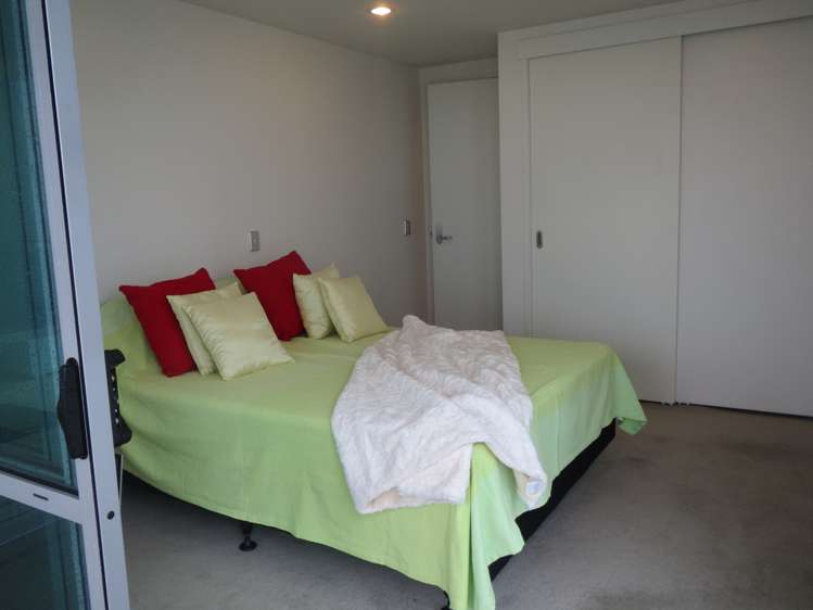 1507/30 Beach Road Auckland Central_10