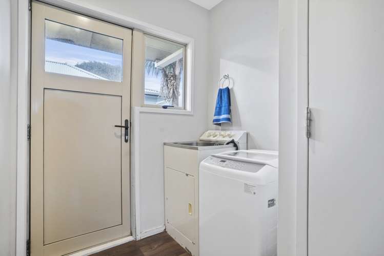 32a Station Road Takanini_12