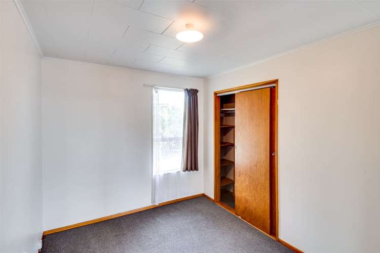 64 Columbus Crescent Flaxmere_12