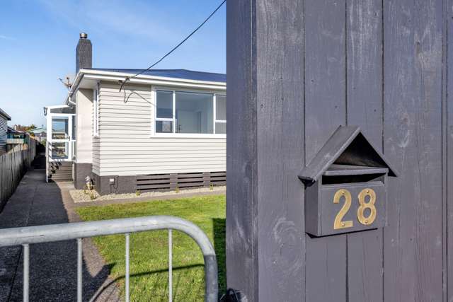 28 Hunter Street Hawera_2