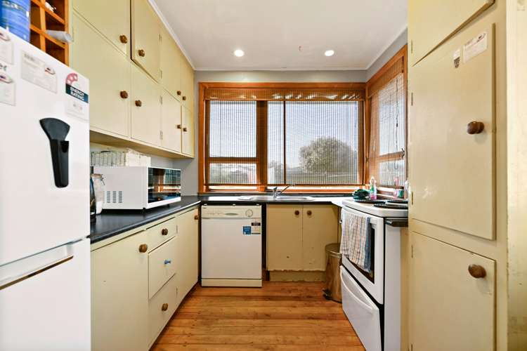 27 Halberg Crescent Chartwell_5