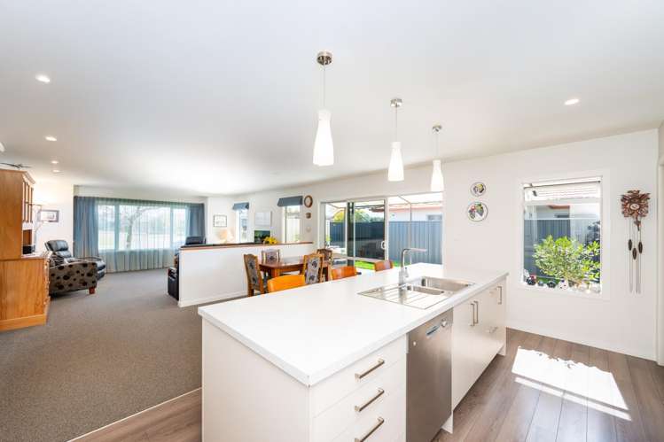 8 Rotoiti Way Poraiti_4