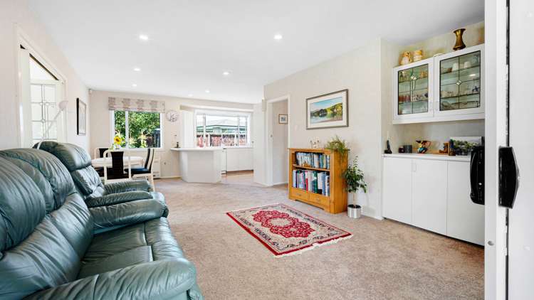 62 Frankleigh Street Somerfield_5