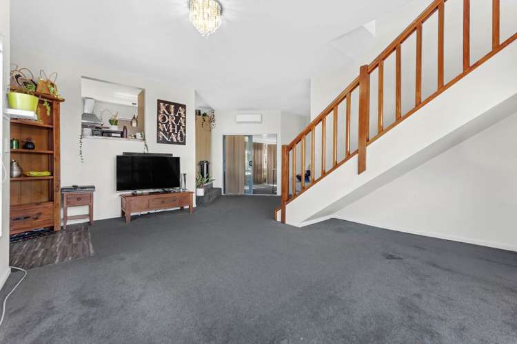 2/30 Mountain Road Mangere Bridge_3