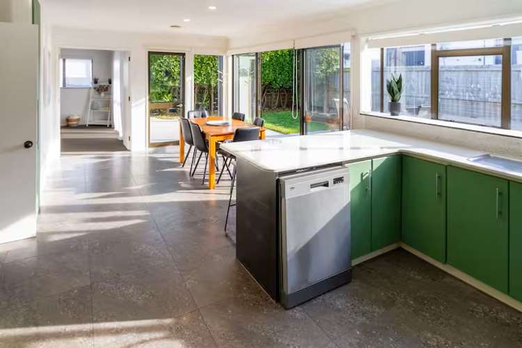 54 Perth Street_3