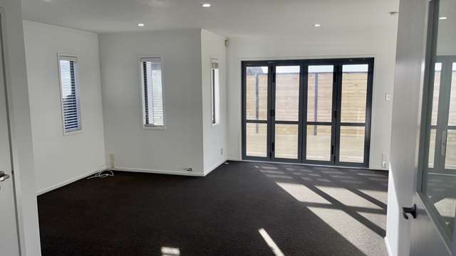 90B Pupuke Road Hillcrest_3