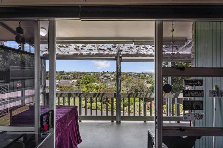 33B Russleigh Drive Dinsdale_3