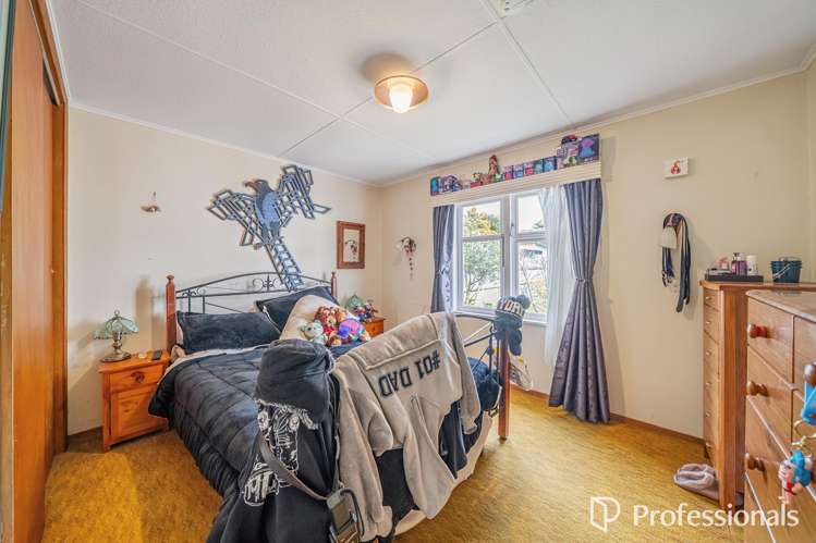 33 Wellington Road Wainuiomata_15