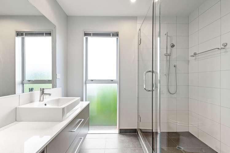 5 Craigieburn Lane Mount Pleasant_17