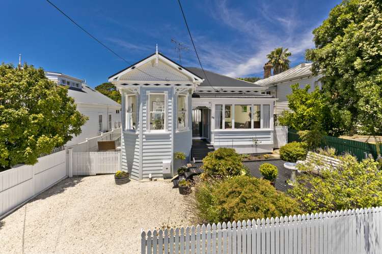 50 Albert Road Devonport_18