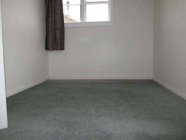 12 Conlon Street Reefton_4