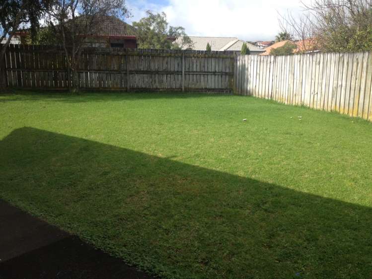 52 Aviemore Drive Highland Park_5