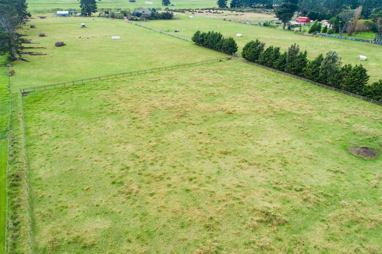 27 Rangiotu Road Himatangi_7