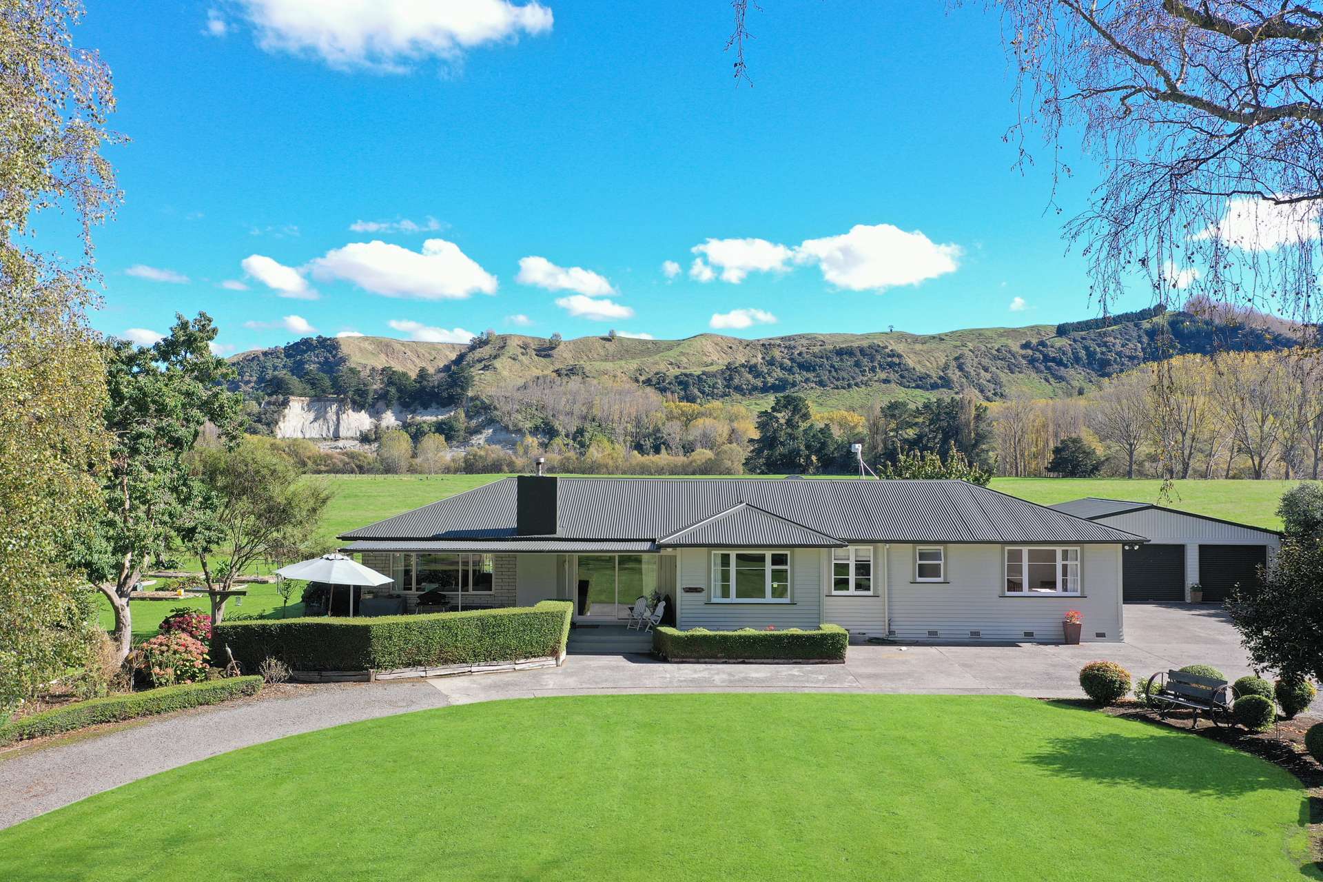 414 Cheltenham Hunterville Road Waituna West_0