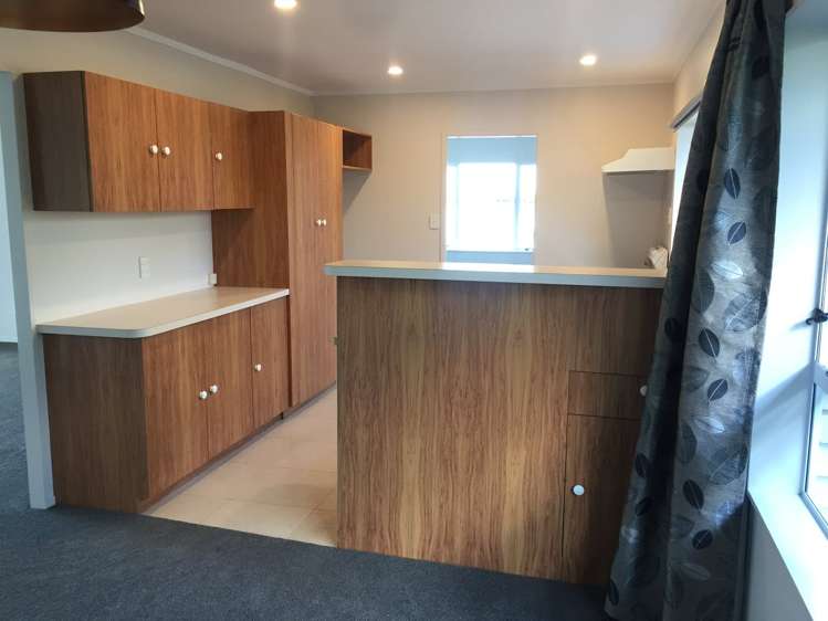 2/62 Walford Road Point Chevalier_13