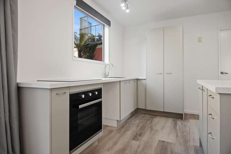 5/514 Cashel Street_1