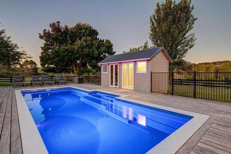 346 Ireland Road Waitoki_16
