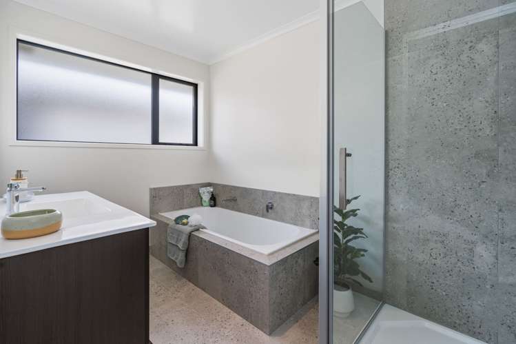 98 Kaurinui Crescent One Tree Point_17