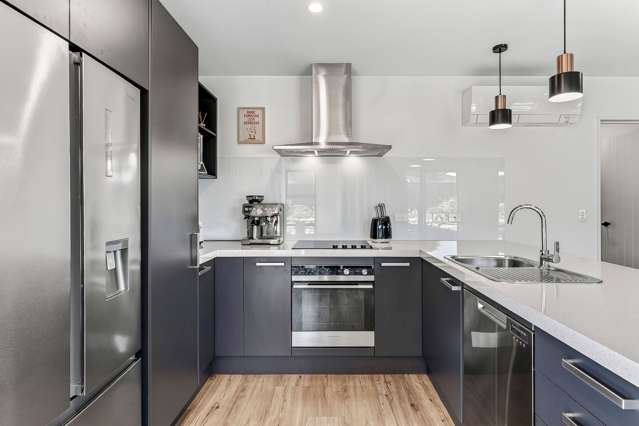 18 Swan Street Lake Hawea_4