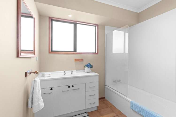 5b Truby King Street Merrilands_12