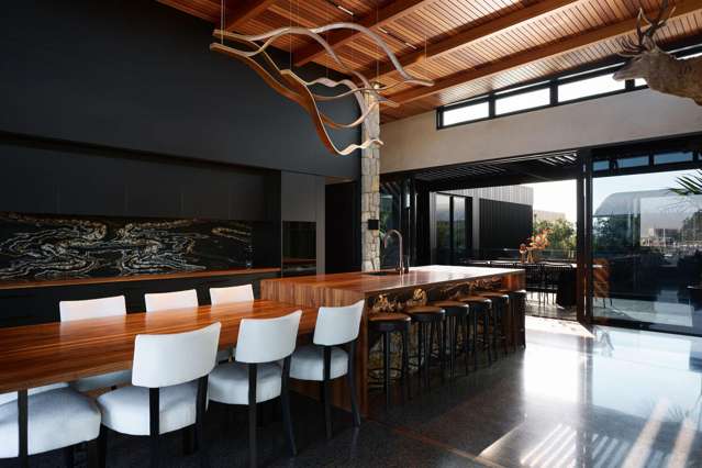 3 Meeanee Quay Westshore_3