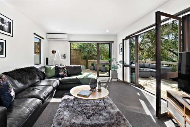 2/17 Hague Place Birkenhead_1