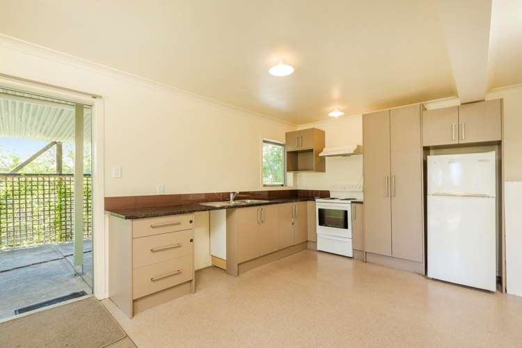 11 Pokapu Street Titirangi_15