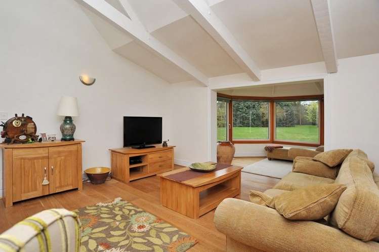 454 Johns Road Fernside_5