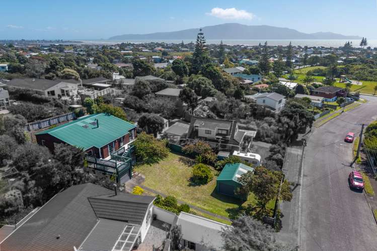 12 Kaitawa Street Waikanae Beach_27