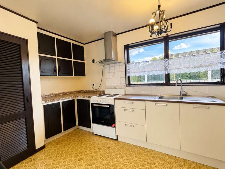 2/1 Lupton Road Manurewa_3
