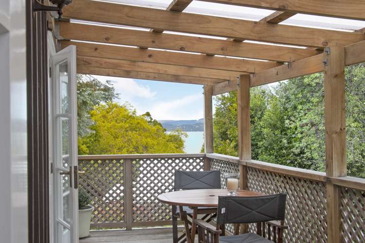 89 Kauri Point Road Laingholm_8