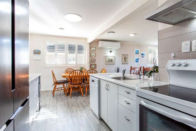 3 Crocombe Crescent_4