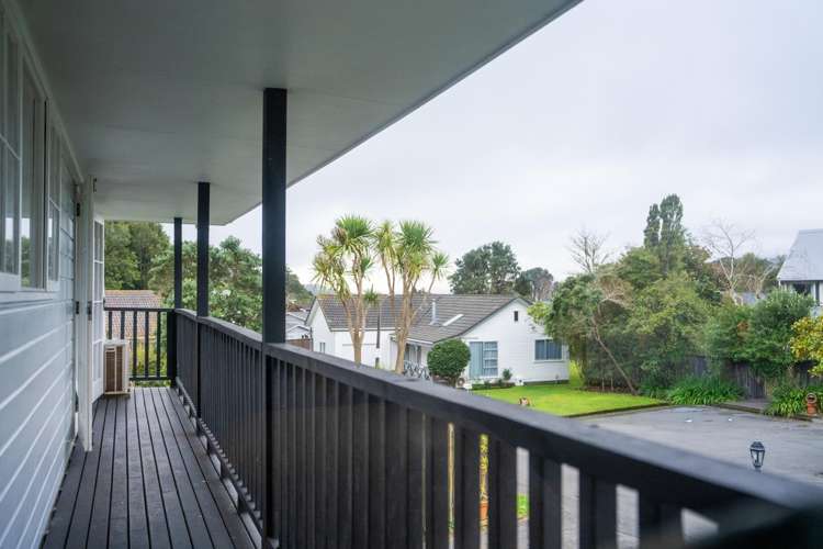 12 Newnham Court Tawa_11