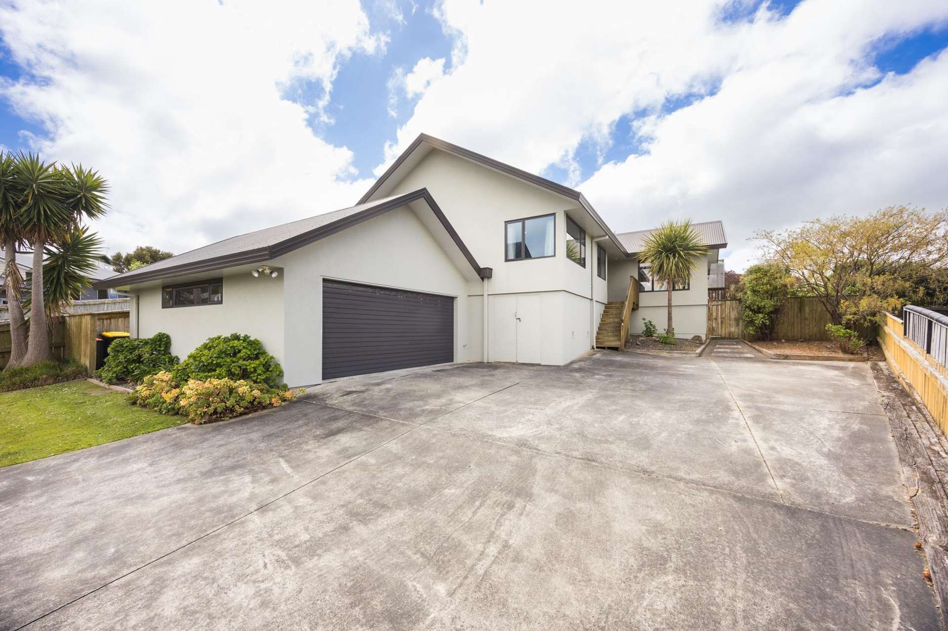 9 Logan Grove Feilding_0